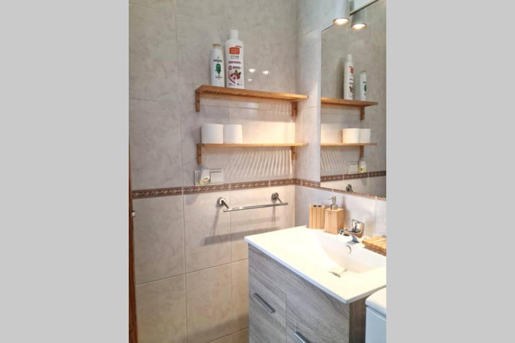 Ferienwohnung Calmahouse Carihuela Torremolinos Exterior foto